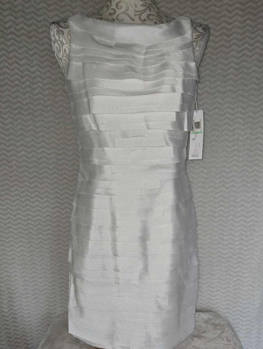 London Times Petite Elegant White Pleated Sheath Dress